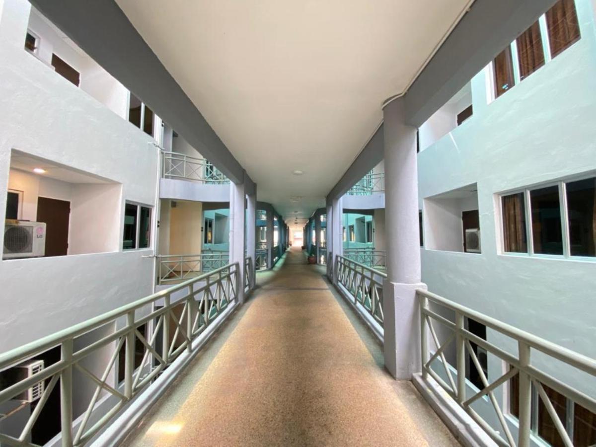 Hotel Perdana Serviced & Padang Mat Sirat