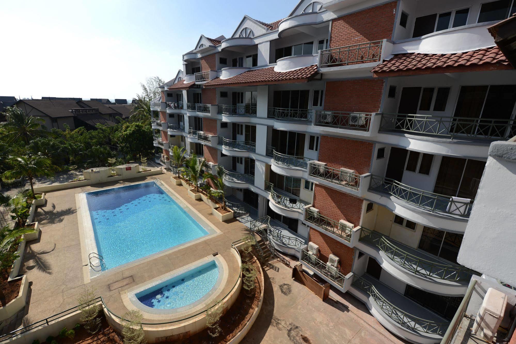 Hotel Perdana Serviced & 3*
