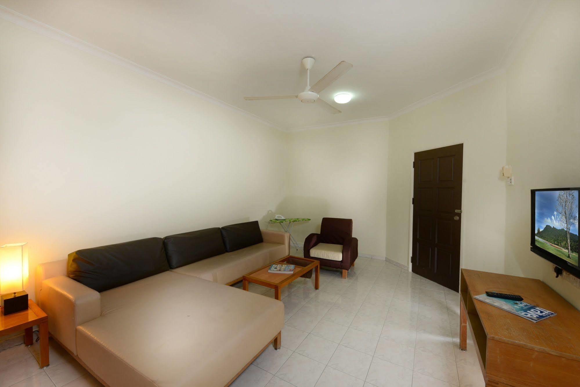 Perdana Serviced & Padang Mat Sirat