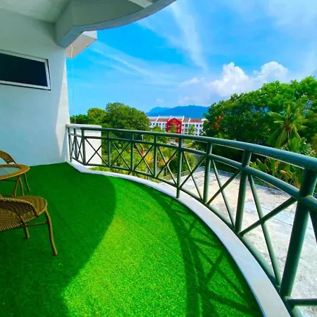 Perdana Serviced Apartment & Resorts Padang Mat Sirat Bagian luar foto