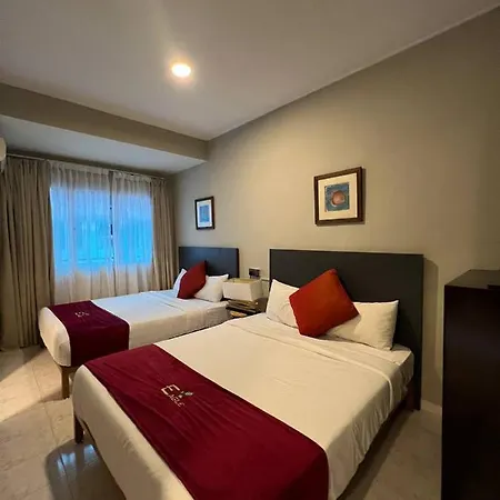Perdana Serviced Apartment & Resorts Padang Mat Sirat Bagian luar foto